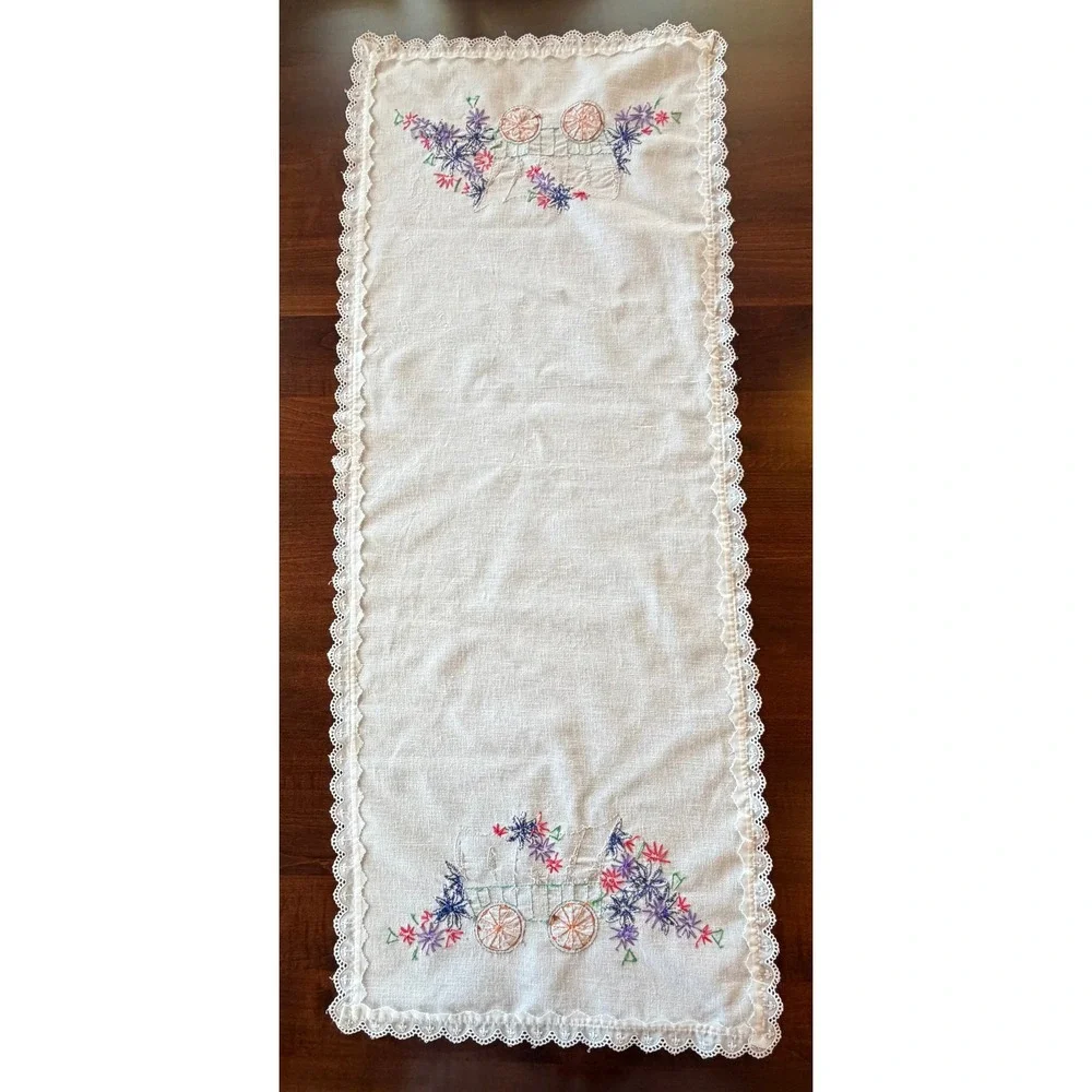 Vintage Hand Embroidered Covered Wagon Table Runner Dresser Scarf Lace Trim 44in